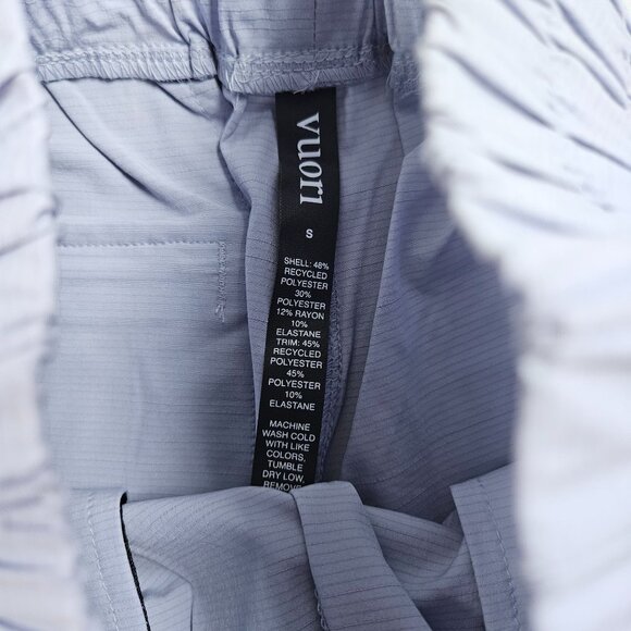 Vuori Athletic Lightweight Elastic Waistband Shorts Women Size Small NWT Casual - Picture 4 of 12